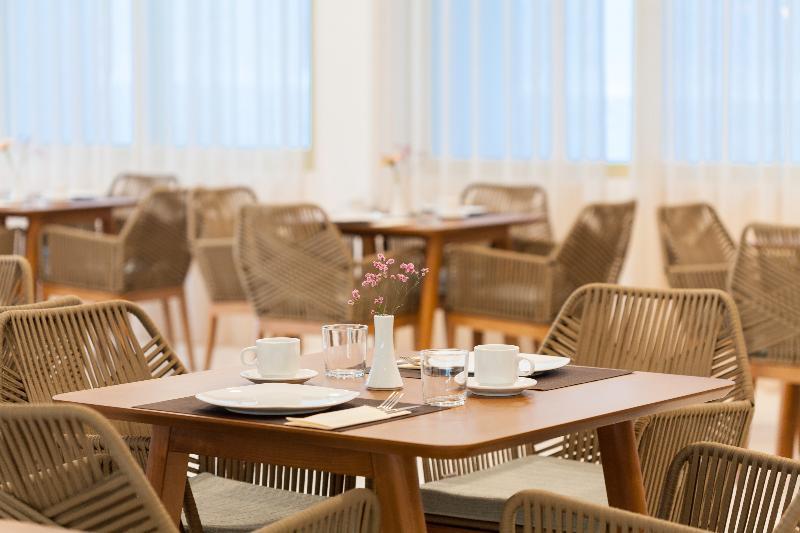 Zephyros Hotel Миртеа Экстерьер фото