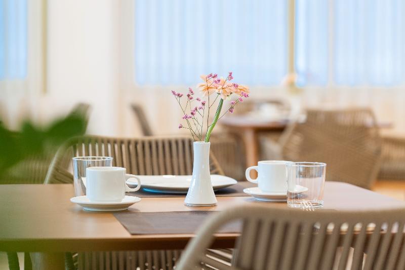 Zephyros Hotel Миртеа Экстерьер фото